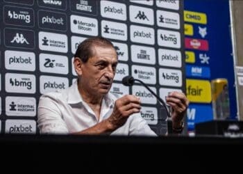 Ramón Díaz em entrevista coletiva