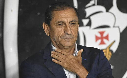 Ramón Díaz durante Vasco x Fortaleza