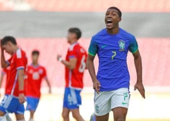 Rayan marcou dois gols pela Seleção Brasileira Sub-17
