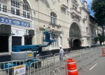 Vasco realiza melhorias na fachada de São Januário