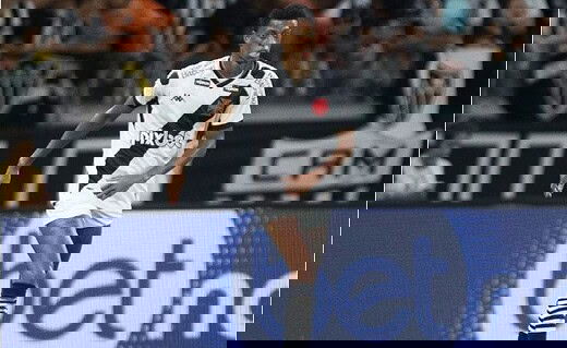 Robson teve boa atuação pelo Vasco contra o Atlético-MG