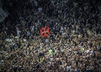 Festa da torcida do Vasco contra o Boavista
