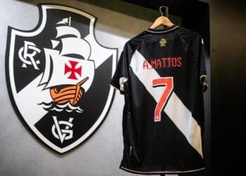 Vasco anuncia contratação de Alexandre Mattos