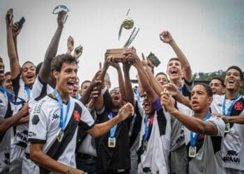 Vasco conquista o título do Torneio Guilherme Embry Sub-16