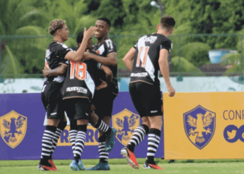 Vasco vence Bahia e avança à semifinal da Copa Atlântico Sub-19