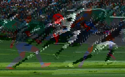 Pablo Vegetti no empate entre Vasco e Goiás