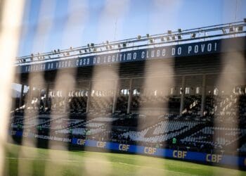 Barreira do Vasco, casa do legítimo clube do povo.