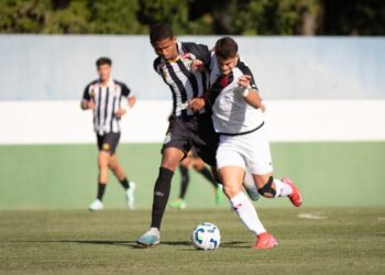 Santos é derrotado pelo Vasco e dá fim à sequência de invencibilidade no Campeonato Brasileiro sub-17.