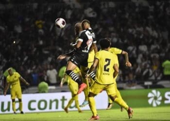 Zé Santos durante o jogo contra o Madureira